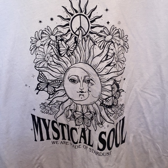 Light gray/ silver Sun and Moon T shirt - Picture 2 of 4